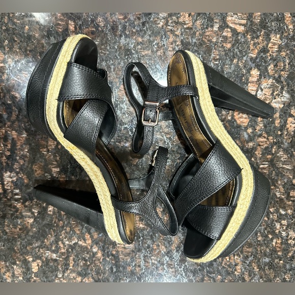 SOLD - Picture 3 of 10